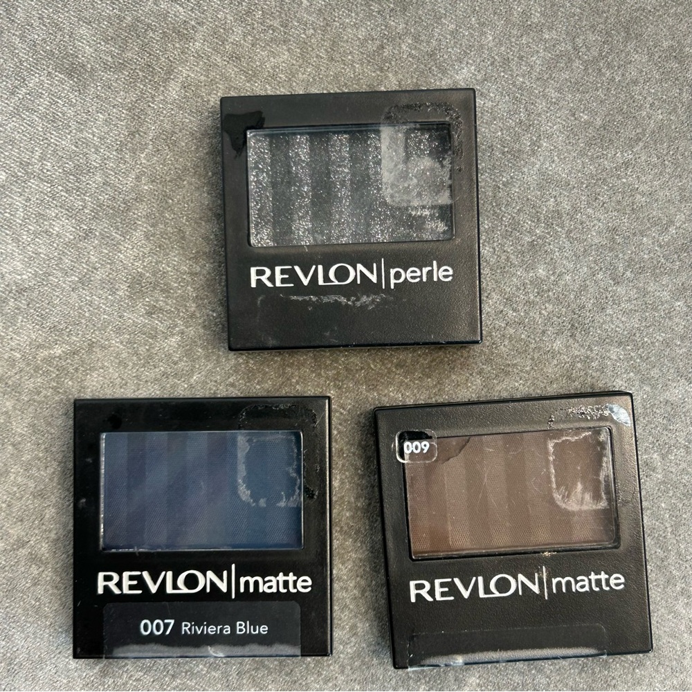 Revlon Matte Perle Eyeshadow Trio Riviera Blue Rich Sable Brown Black Galaxy